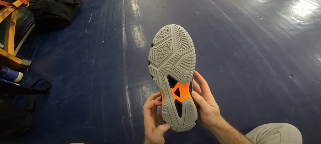 Volleyball Shoes Sizing Guide